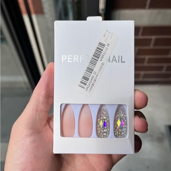 ‘Perfect Nail’ Press On Nails 💅🏼 - Picture 4 of 9